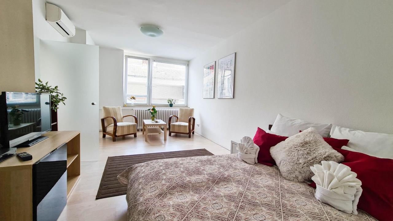 Premium Buda Castle Apartment Boedapest Buitenkant foto