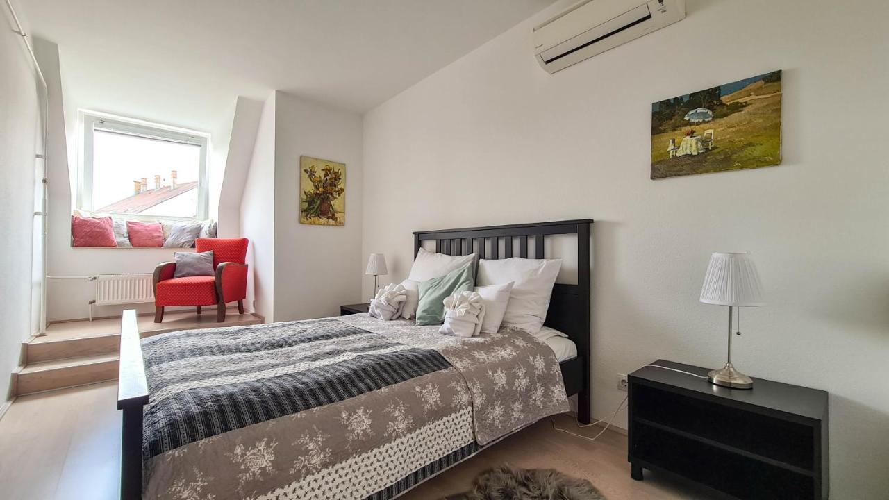 Premium Buda Castle Apartment Boedapest Buitenkant foto