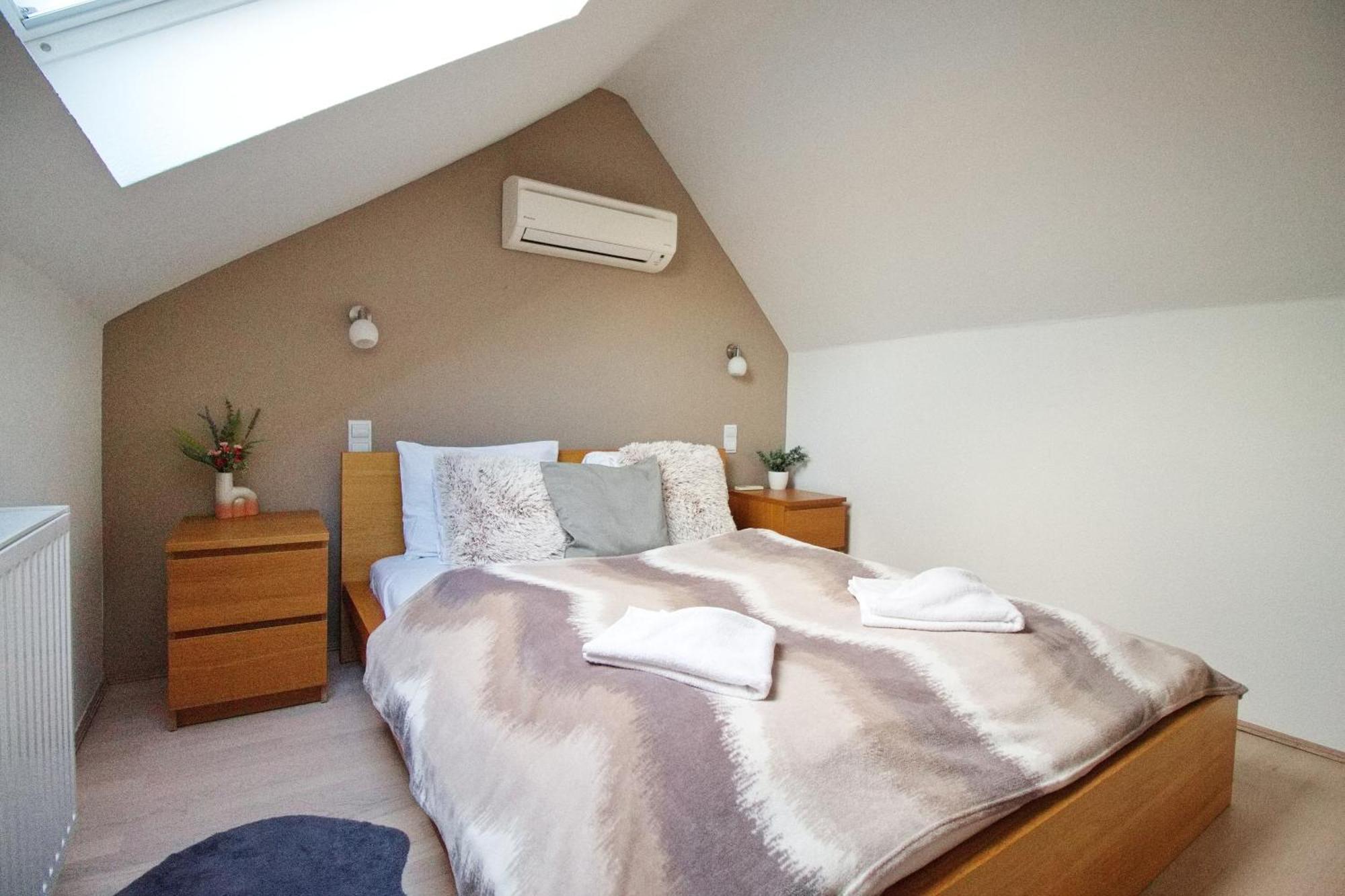 Premium Buda Castle Apartment Boedapest Buitenkant foto